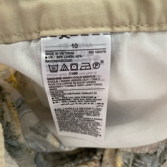 Old Navy Tan Tropical Every day Mid Rise Linen blend Shorts size 10 - Picture 6 of 9